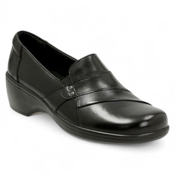 Clarks Women's May Marigold Slip-on - Picture 1 of 3